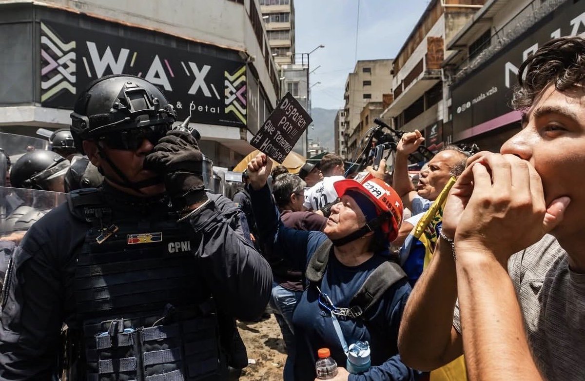 Alex_TVzla tweet media