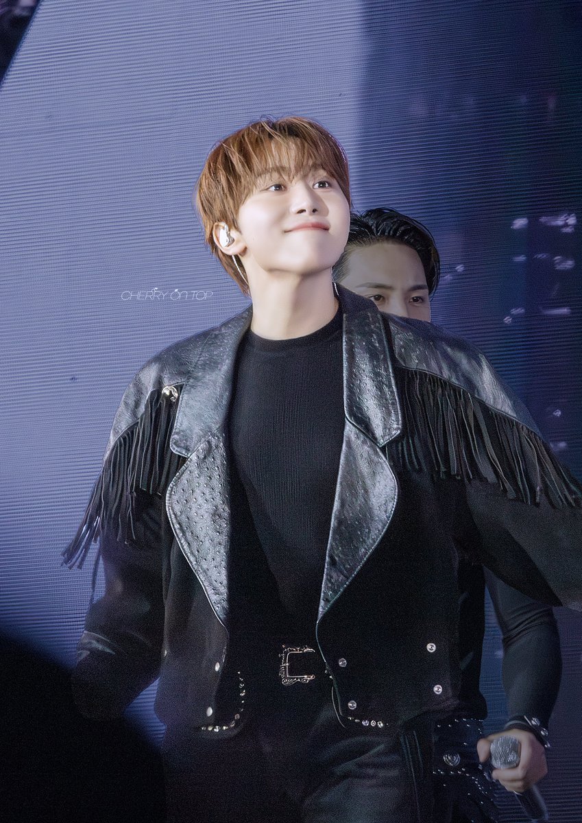 Cherry0n_TOP_'s tweet photo. 260405 SEVENTEEN WORLD TOUR [NEW_] ENCORE - D2

당당한 랫서뿌🍊

#SEVENTEEN #세븐틴 #セブチ
#승관 #SEUNGKWAN  #スングァン https://t.co/9uO408stSm