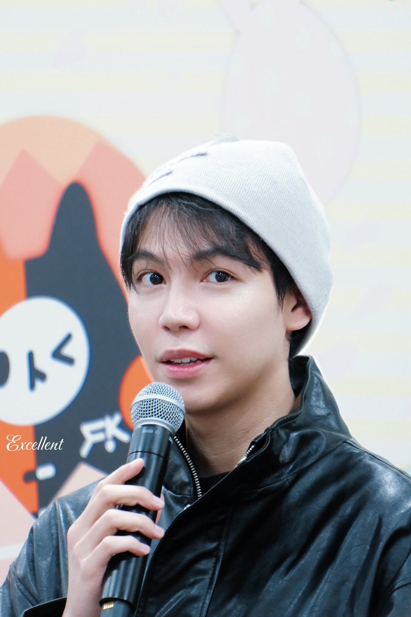 𝗺𝗮𝗿 🌊 tweet media