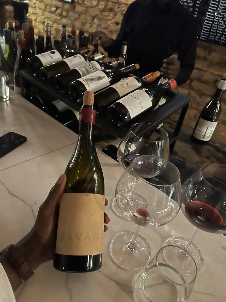 Èkó Bourdain tweet media