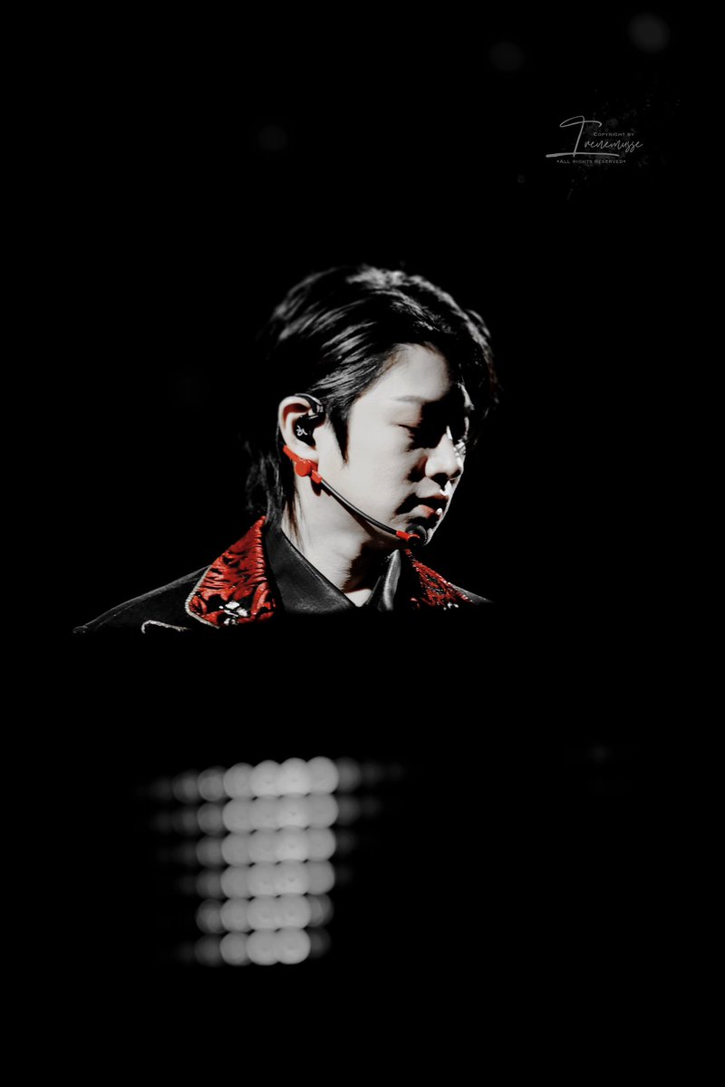 irenemusse's tweet photo. 260404 SUPER JUNIOR
SJ-CORE in SEOUL DAY2

Vampire🧛 

#SUPERJUNIOR_SS10 
#SUPERJUNIOR #수주 #슈퍼주니어 
#希澈 #HEECHUL #희철 #ヒチョル 
#SS10ENCORE #SUPERSHOW #SUPERSHOW10 https://t.co/sSGE4nDGGU