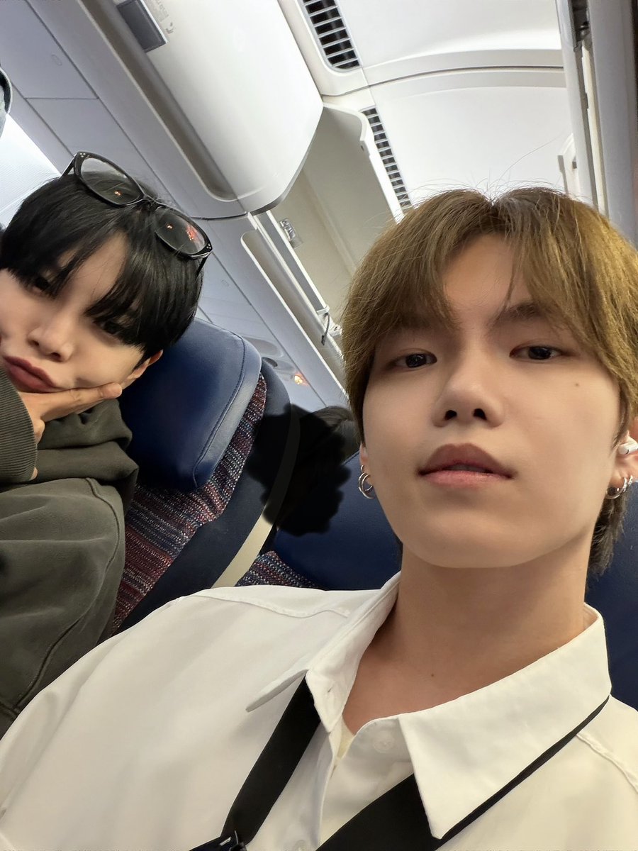 하이✶ tweet media