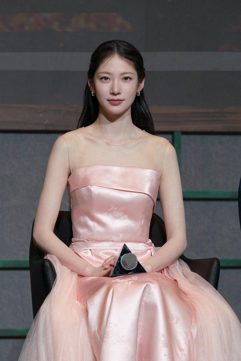 VARO ENTERTAINMENT tweet media