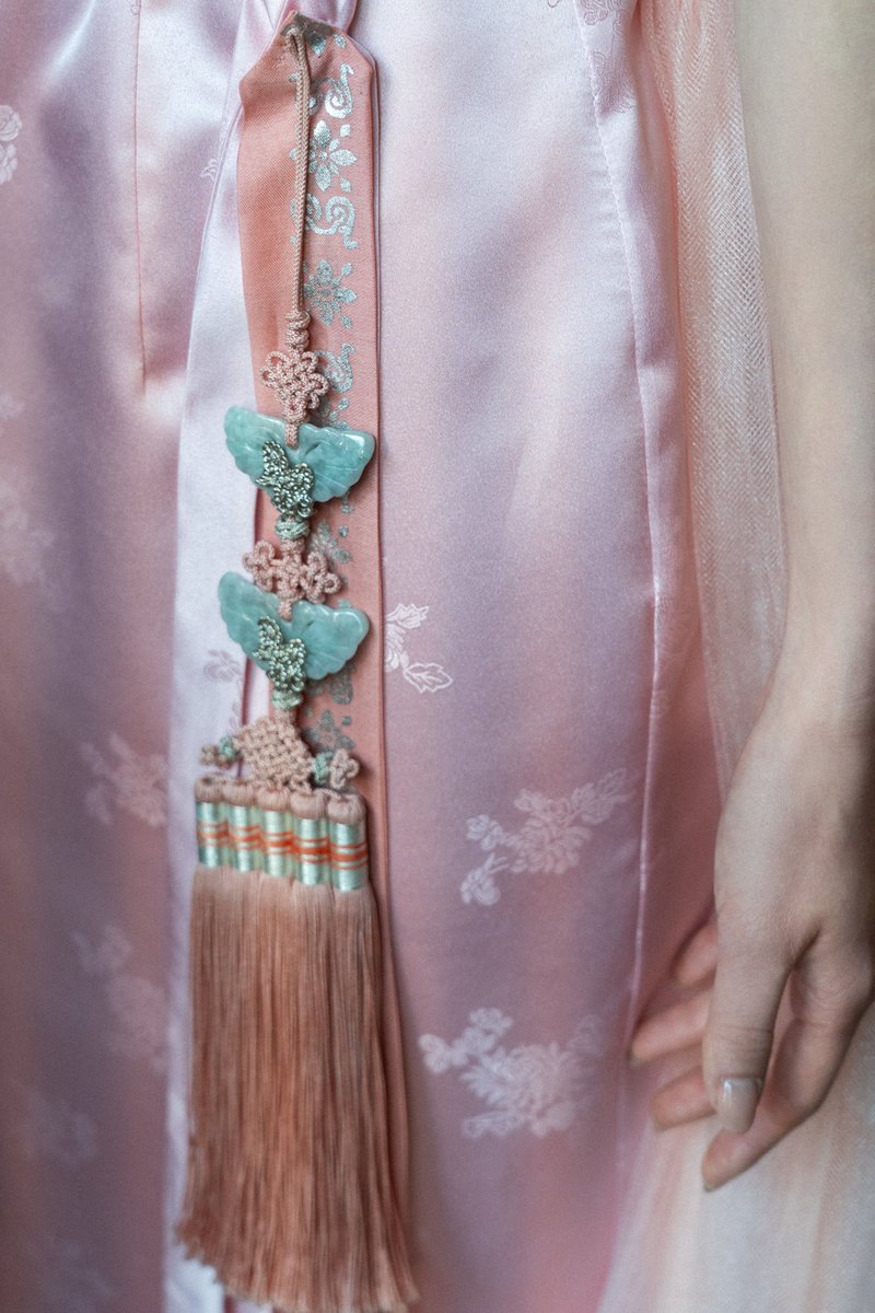 VARO ENTERTAINMENT tweet media