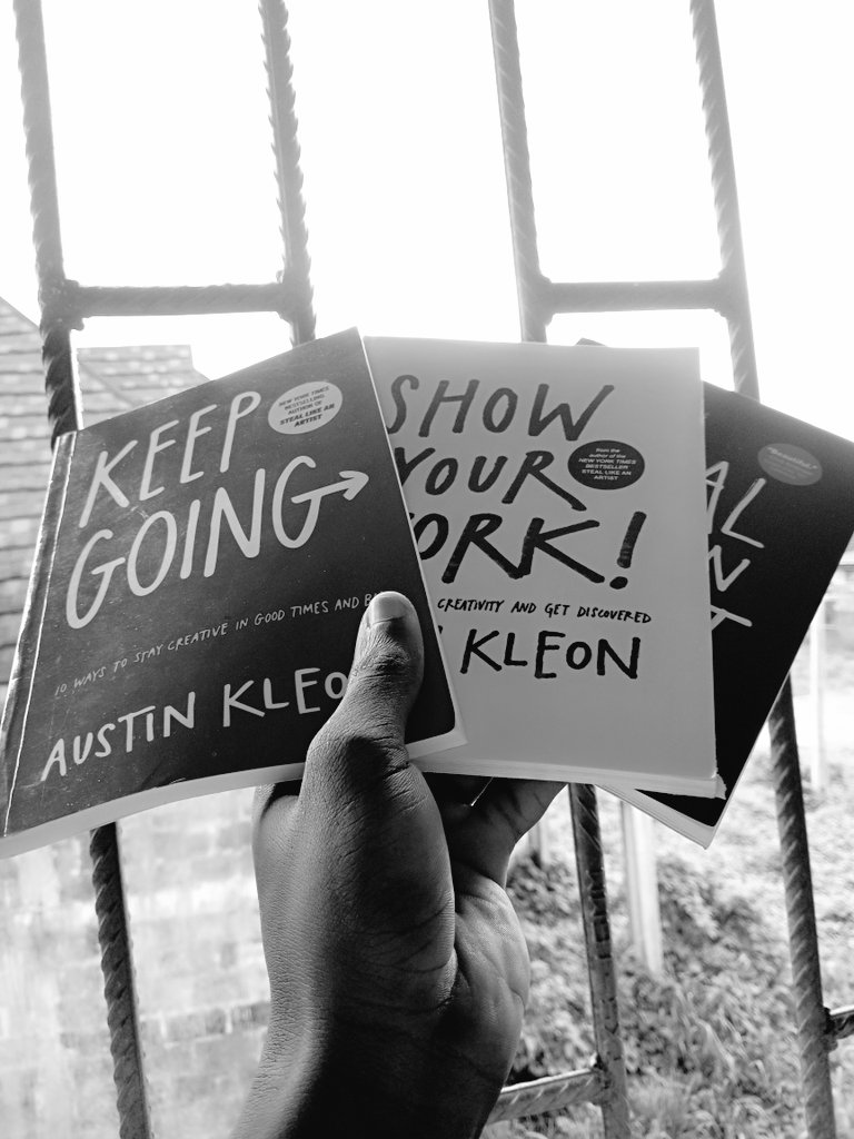 thedesignboi_'s tweet image. Let's get the reading started. 😌