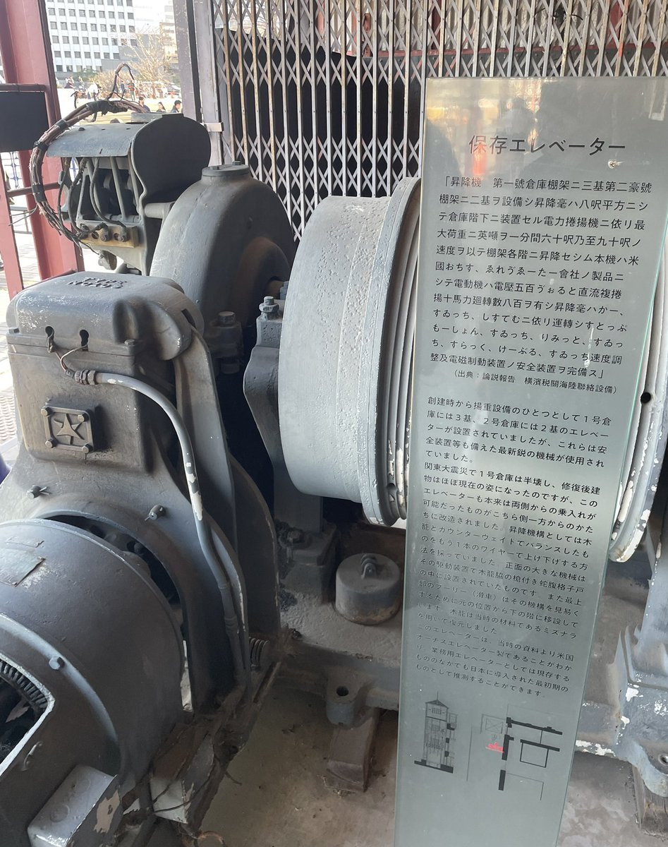 あさよる tweet media