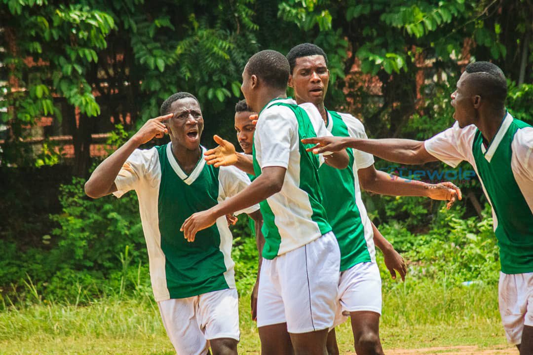 AbisoyeOmotosho's tweet photo. I remember scoring this beauty against shooting star Ibadan. 

Not where I want to be but I’m definitely heading to the top🙏🏿

Football is what I live for⚽️🙏🏿 https://t.co/UzMw7uVABx