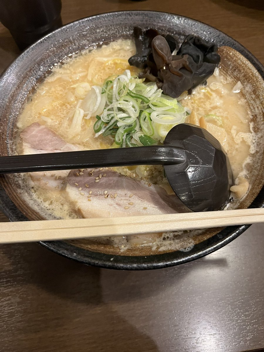 今日の気分はとんこつ味噌