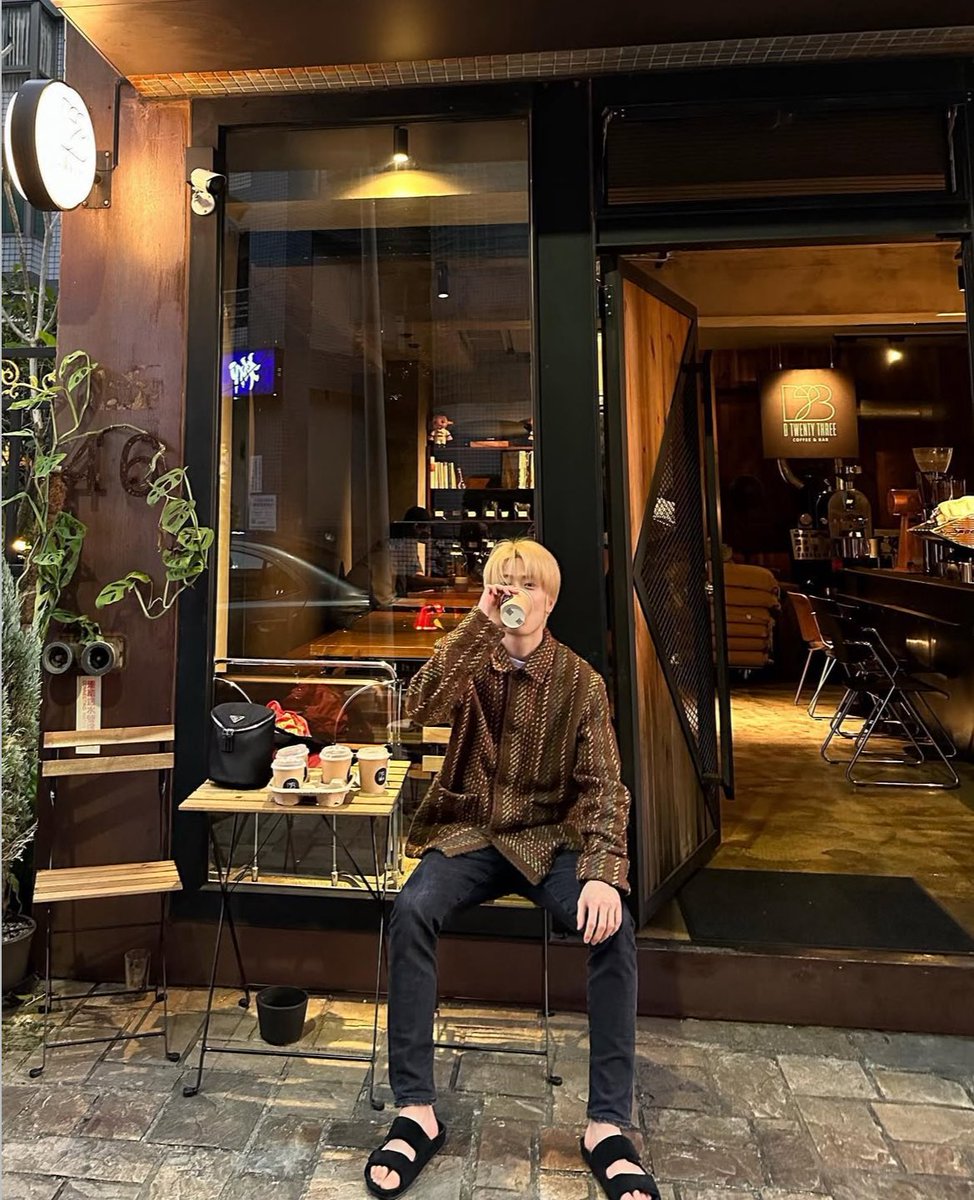 ૮ .◜◡◝ ྀིა tweet media