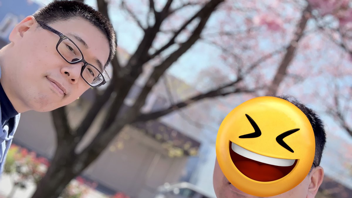 ろーらいと tweet media