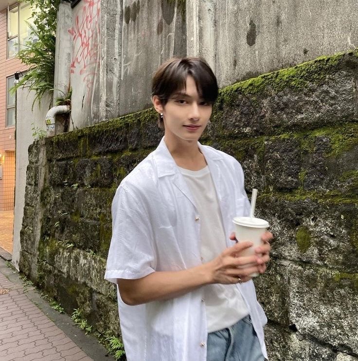 whip cream (kangen nyujins) tweet media