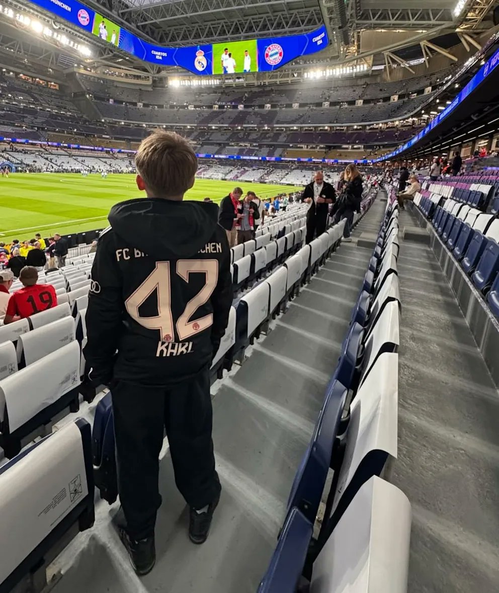 FC Bayern Türkiye tweet media