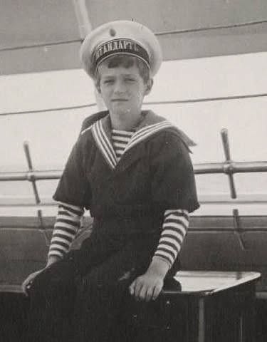 Tsesarevich Alexei Romanov tweet media