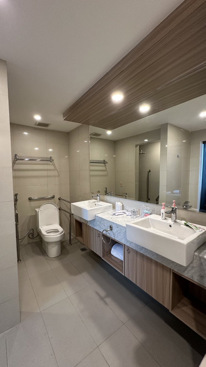 Dindin🪷 tweet media