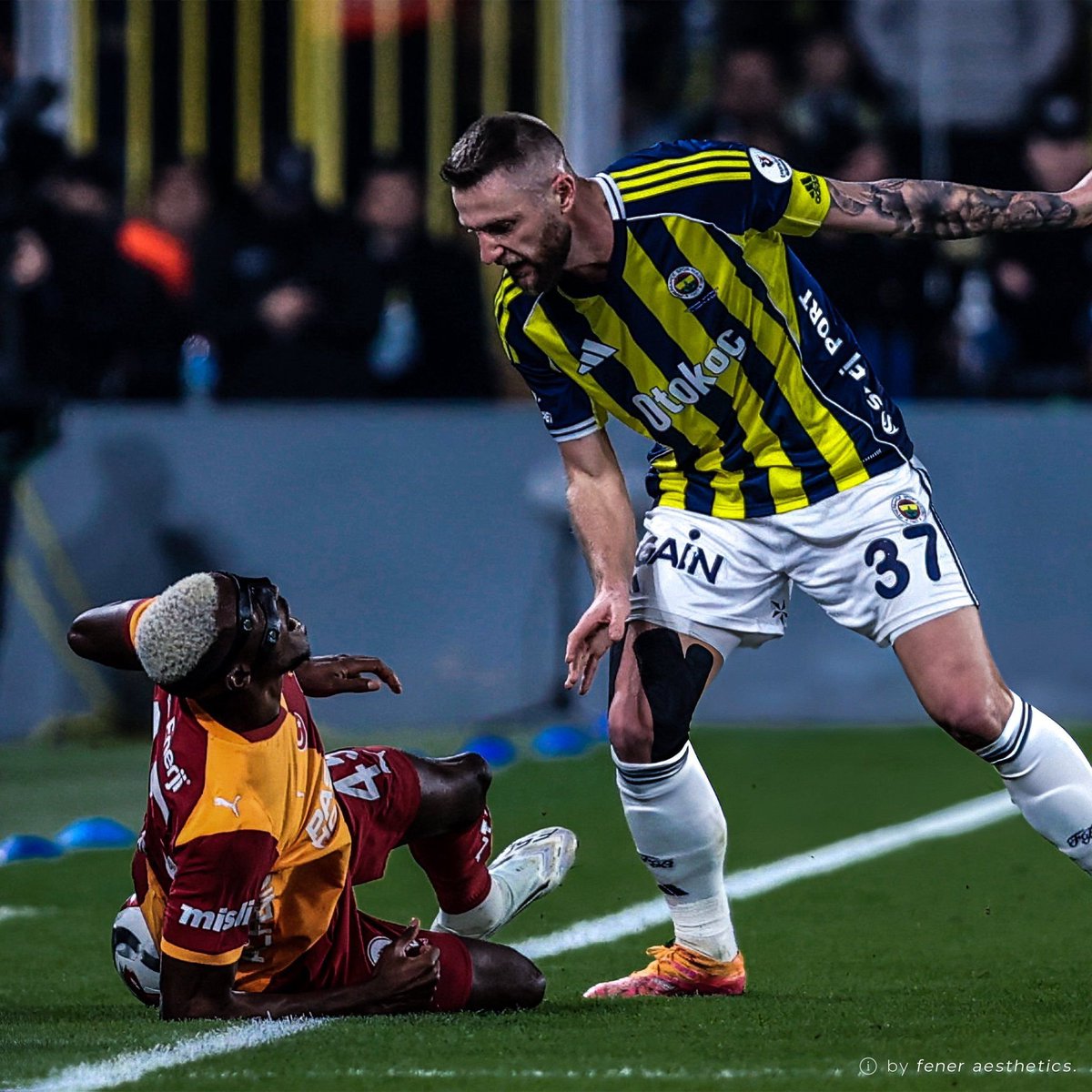 fener0001907's tweet photo. @Mrasensio21 https://t.co/kCnc4peVm3