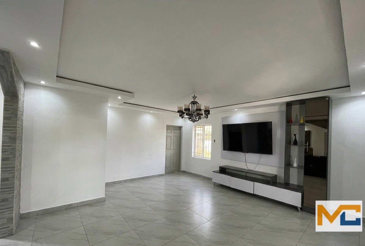 MasiluxeC's tweet photo. Project completed in Westgate
Masiluxe Contractors 
Finished using premium Dulux Paint
App/Call 0774244380

#masiluxecontractors  #Westgate  #InteriorPainting #ExteriorPainting #CeilingFinishes #QualityCraftsmanship #TransformYourSpace #PaintingExperts #zimbabwe #hararepainters https://t.co/a7lGDSH151