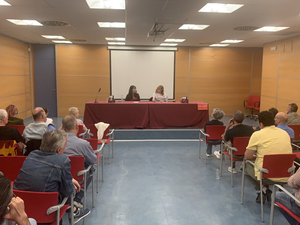 PodemosPinto's tweet photo. Este pasado lunes, tuvimos la suerte de contar con @isaserras e @irezugasti para hablar, para debatir, de cómo hacer frente al imperialismo y la situación internacional de régimen de guerra y genocidio. https://t.co/WZAiWlwNbe