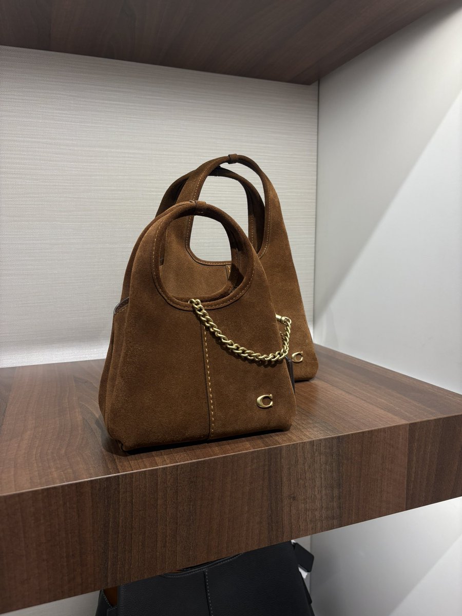 hel ⋆.˚🦢⋆ tweet media