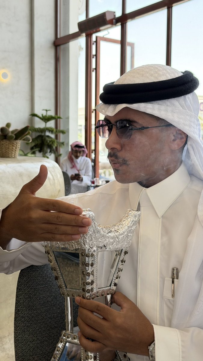 صقُر tweet media