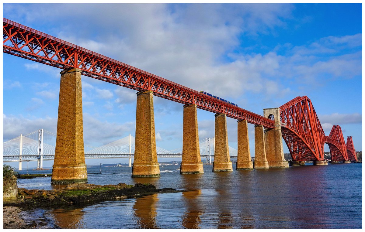 FrancisMcC33178's tweet image. Iconic Scotland the stunning bridges crossing the river forth The Rail &amp;amp; Road links from Edinburgh to Fife @VisitScotland @ForthBridges @FBWhisky @Scottish_Banner @BBCScotWeather @NewForthBridge @ScotlandUnwrap @tours_scotland @BBCScotlandNews @TheOneShowShow #Bridges #Forth 😁❤️