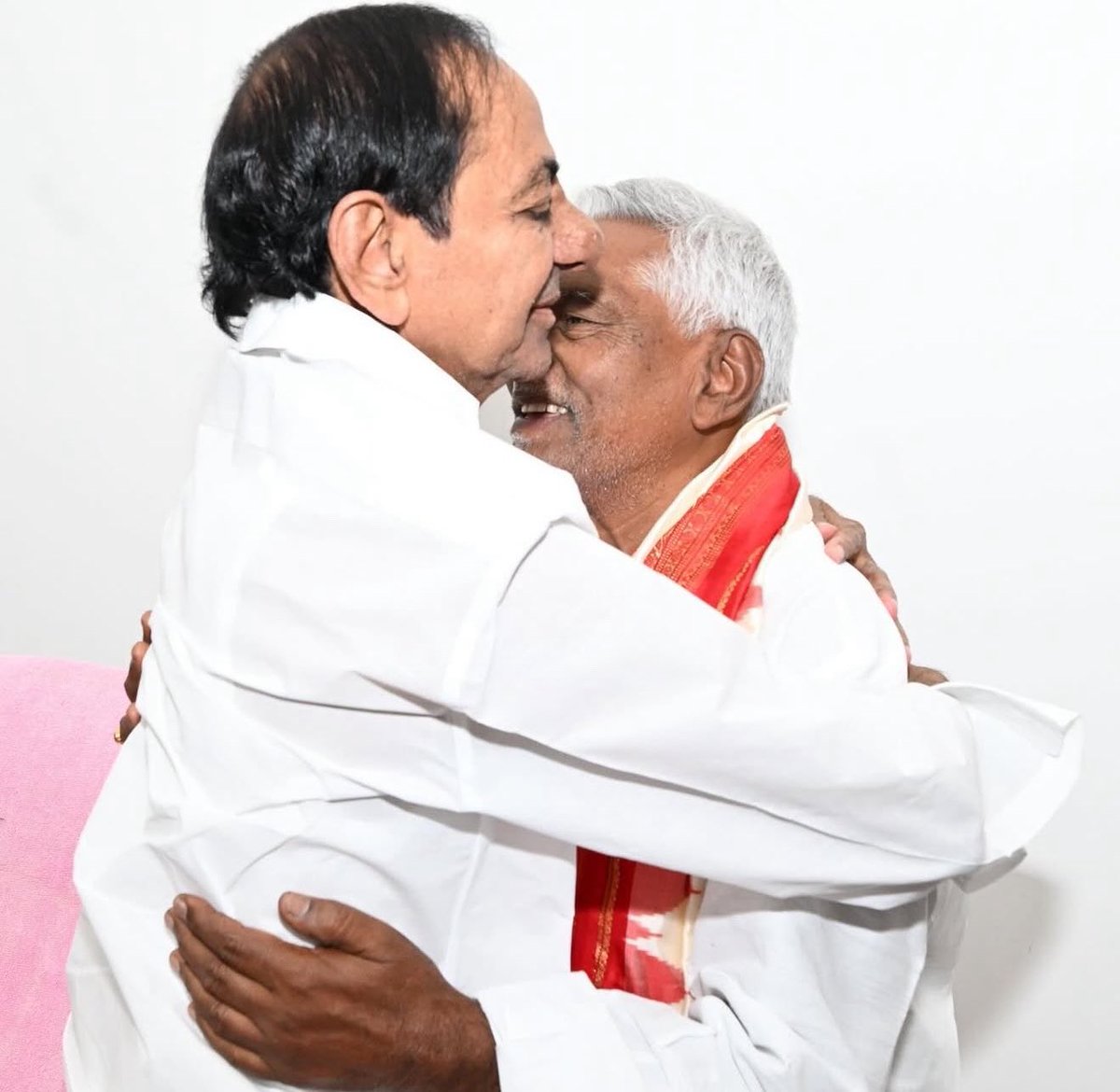 Bunty ✋🚩 tweet media