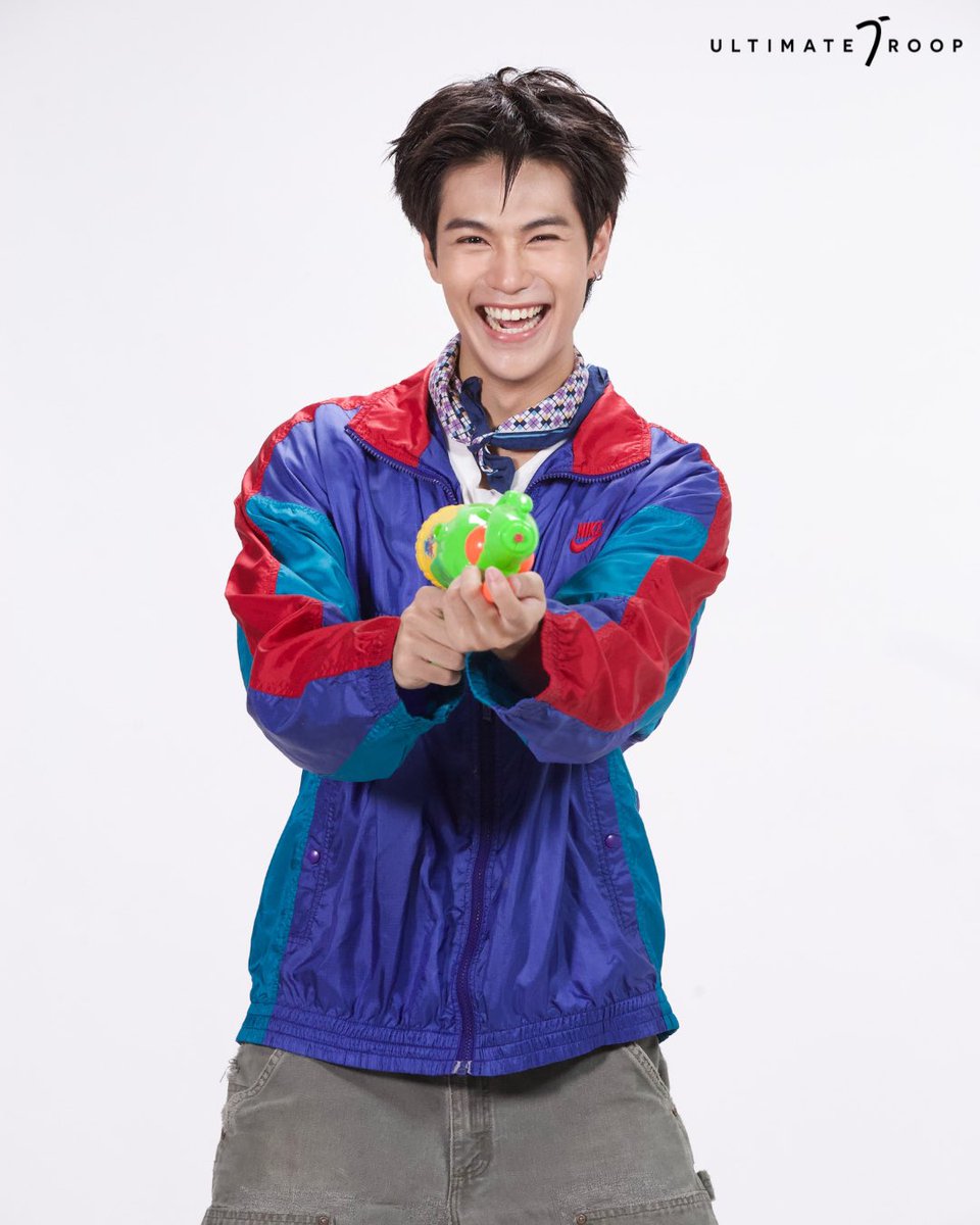 UltimateTroop tweet media