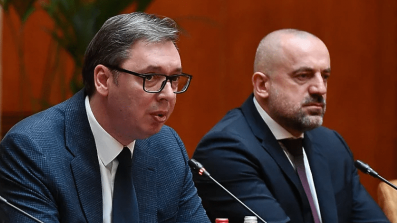 Ambasador Francuske u Ujedinjenim nacijama (UN) Žerom Bonafon izjavio je danas da je neprihvatljivo da počinioci napada u Banjskoj budu na slobodi nakon dve i po godine. Dodao je da oni koji su odgovorni za napade moraju biti privedeni pravdi i pozvani na odgovornost.