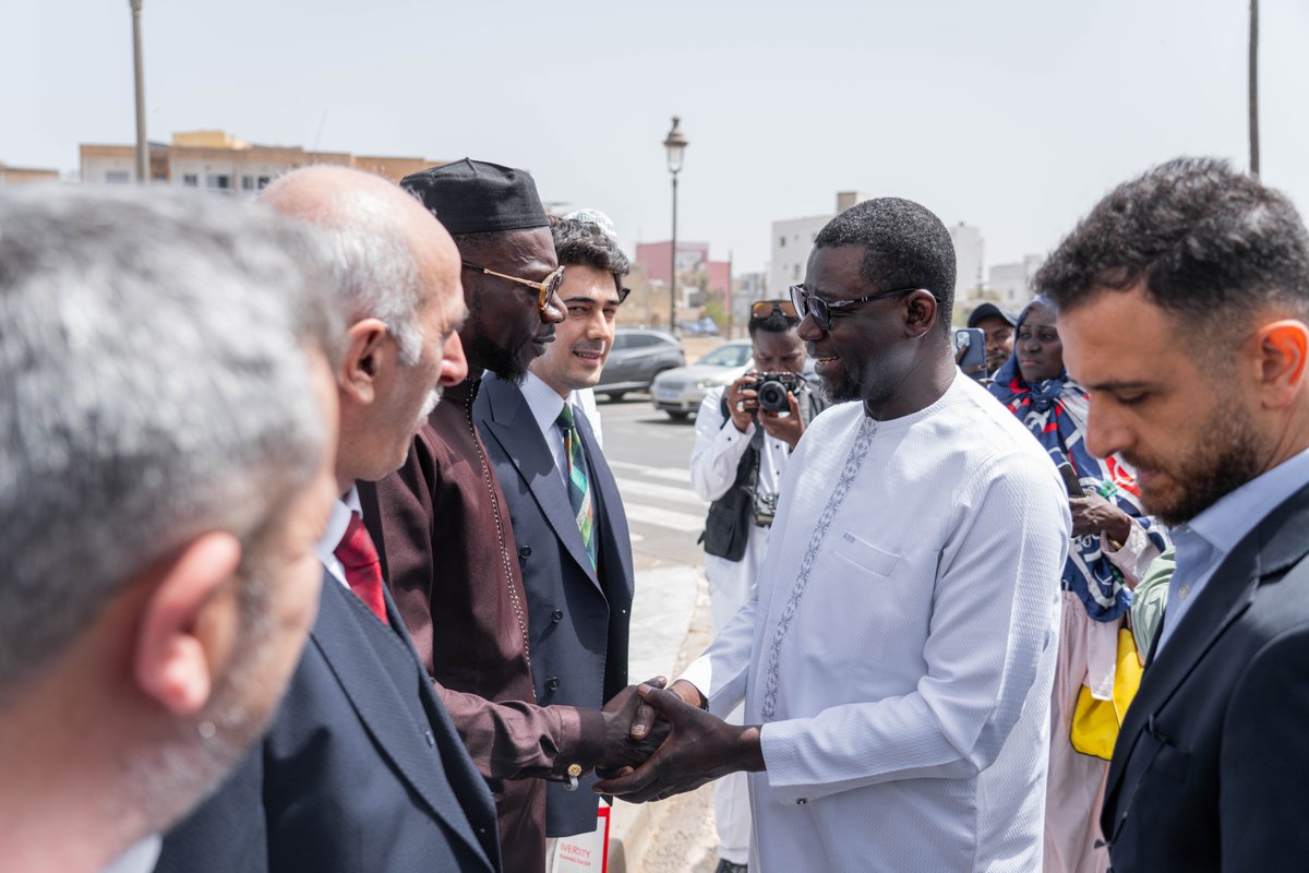 MMESS_Officiel's tweet photo. 𝐋𝐚𝐧𝐜𝐞𝐦𝐞𝐧𝐭 𝐨𝐟𝐟𝐢𝐜𝐢𝐞𝐥 𝐝𝐞 𝐥𝐚 𝐉𝐨𝐮𝐫𝐧𝐞́𝐞 𝐍𝐚𝐭𝐢𝐨𝐧𝐚𝐥𝐞 𝐝𝐞 𝐥’𝐄𝐒𝐒 : 𝟐𝟎𝟐𝟔, 𝐮𝐧 𝐭𝐨𝐮𝐫𝐧𝐚𝐧𝐭 𝐩𝐨𝐮𝐫 𝐥𝐚 𝐬𝐨𝐮𝐯𝐞𝐫𝐚𝐢𝐧𝐞𝐭𝐞́ 𝐞𝐭 𝐥’𝐢𝐧𝐜𝐥𝐮𝐬𝐢𝐨𝐧 𝐚𝐮 𝐒𝐞́𝐧𝐞́𝐠𝐚𝐥 !

Plus 👉https://t.co/IHY2BuFwRq https://t.co/ZwZraK7WMP