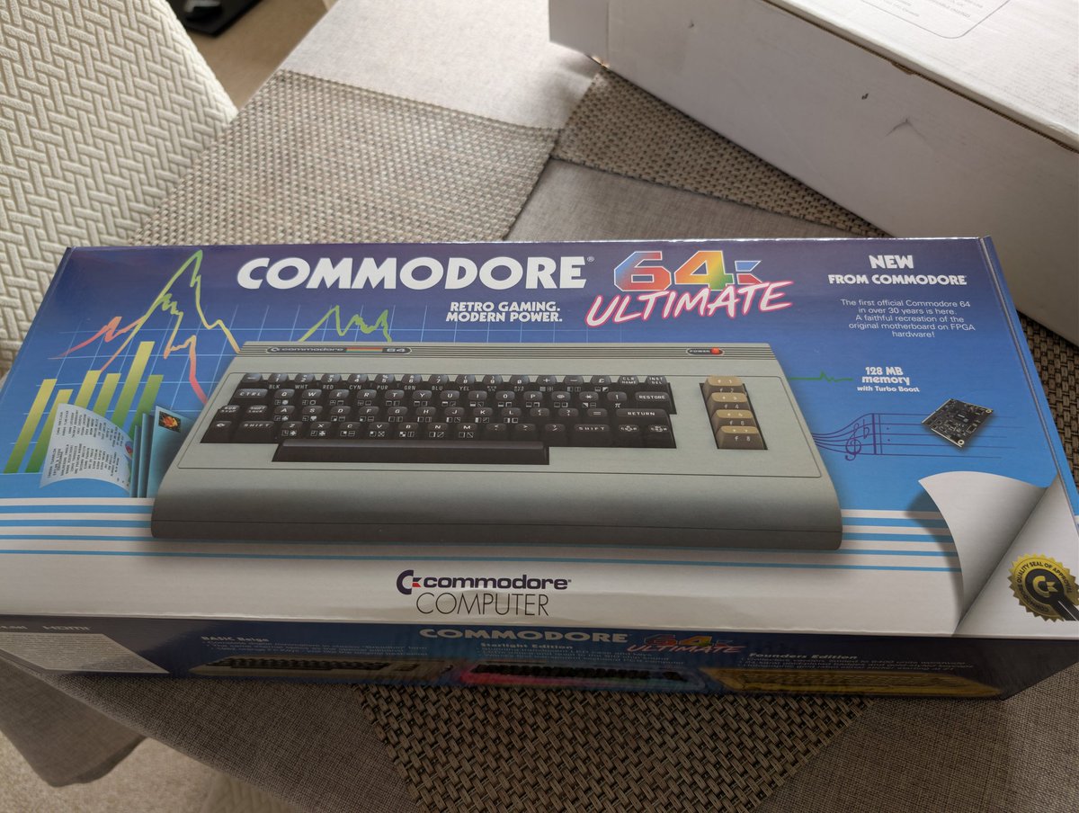 MaxwellsRetro's tweet image. Finally!!! It has arrived!!! #foundersedition #commodore #C64U @commodoreofcl