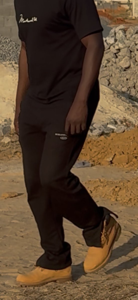 N’zambi 👑 tweet media