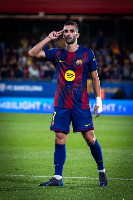 SUNDOWN💙❤️ tweet media