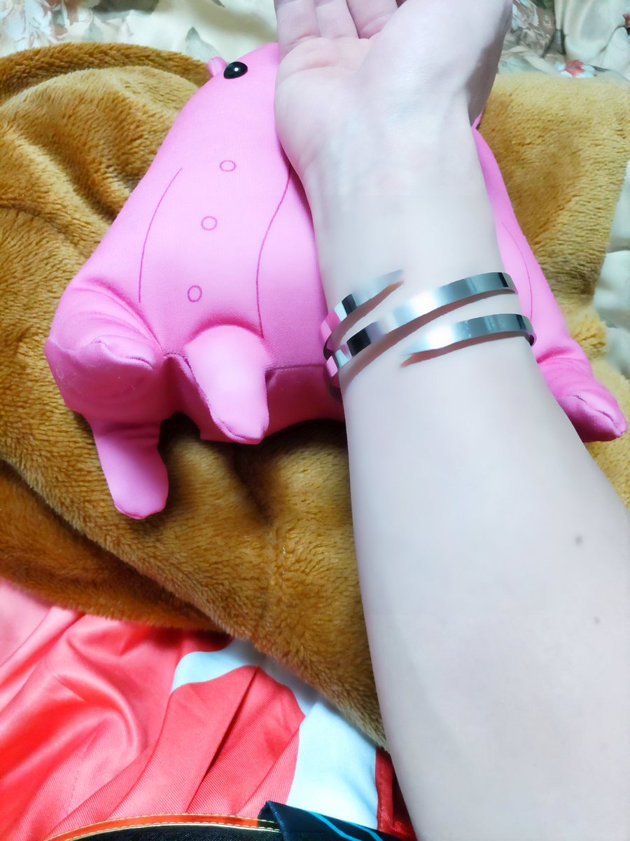 かぐやちゃんの腕に付けているリングの腕輪を付けてみました #超かぐや姫