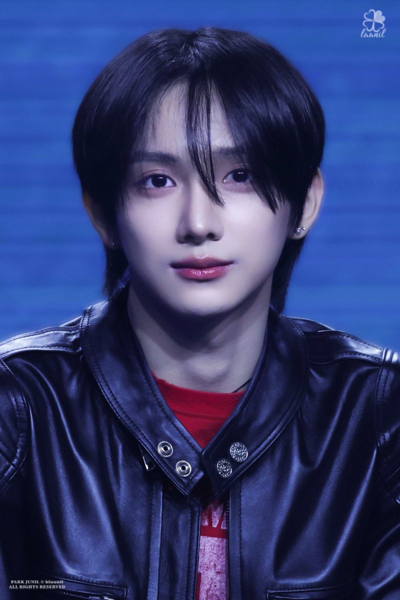 𝙗𝙡𝙪𝙪𝙣𝙞𝙡. tweet media