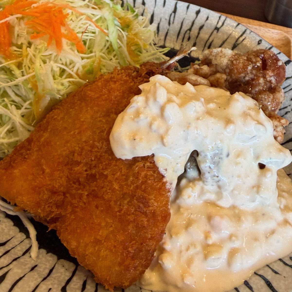 タマヒロ tweet media