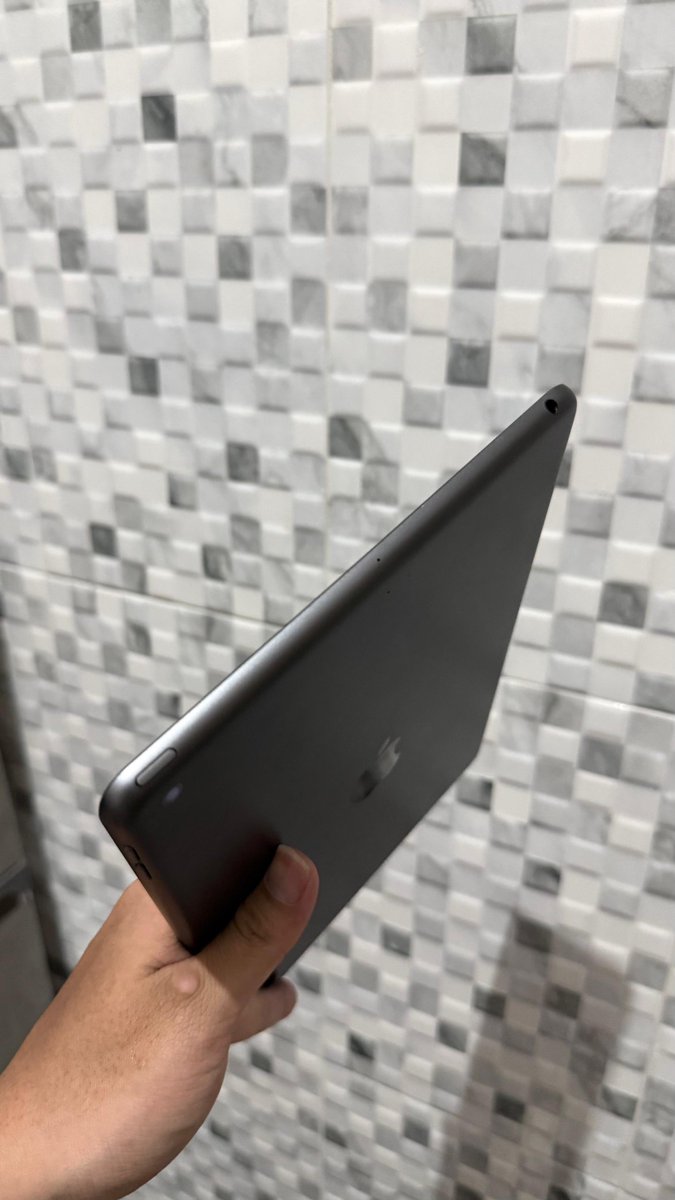bungskii's tweet photo. - spesifikasi bisa lihat di gsmarena
- part original semua
- batrey awet banget, dijamin ngga bakalan habis buat sehari doang
- full set dosbuk + charge (kabel new dari brand KIP sudah MFI) + case bening https://t.co/p2ObJXvqFs