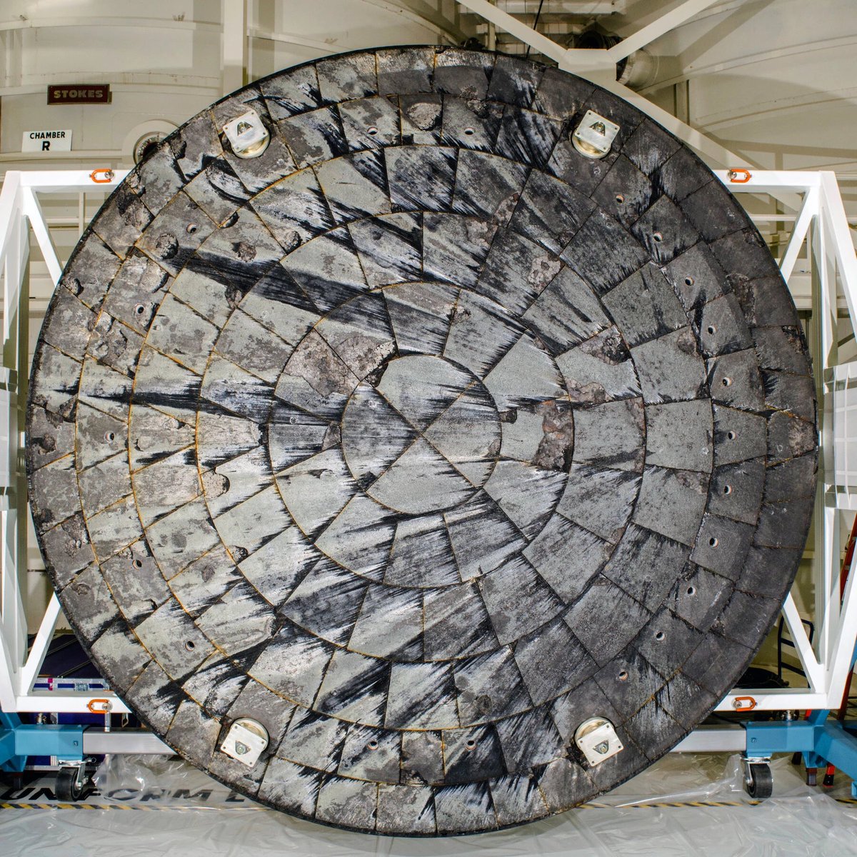 Karbon 🪐| Astronaut Vtuber tweet media