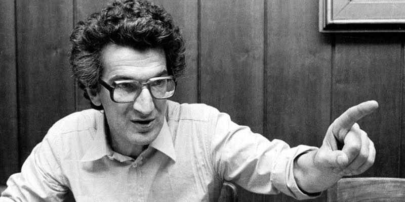 après-coup tweet media