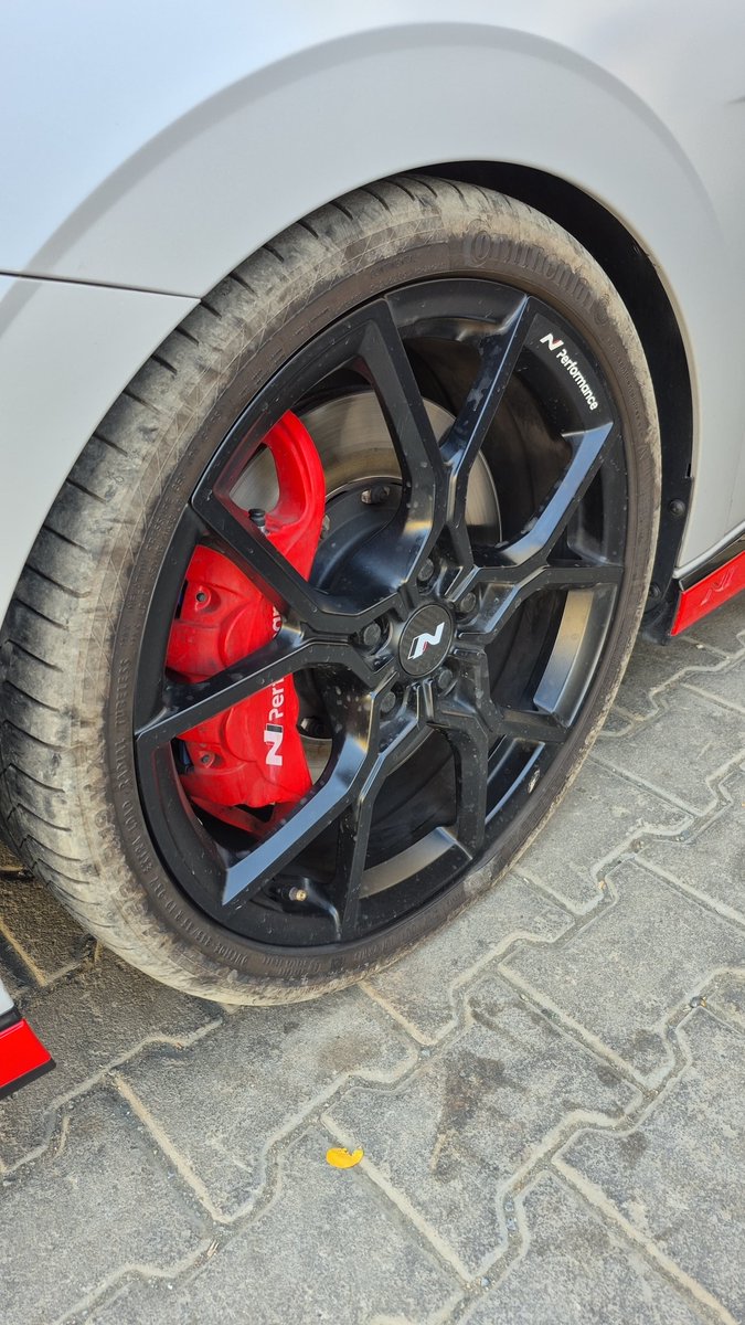 AzizKash1727 tweet media