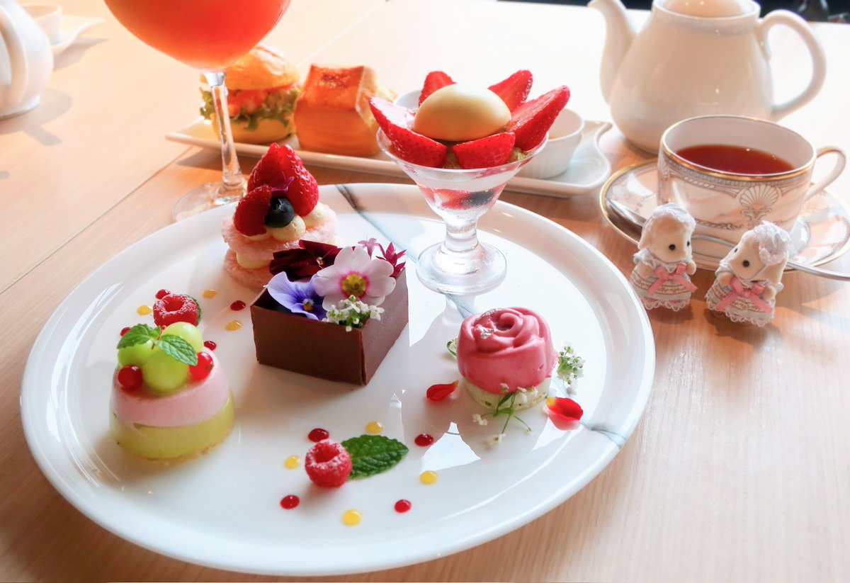 usachan0516's tweet photo. 春の花咲くアフタヌーンティー🫧🫖 https://t.co/NrVjQ4mmSV