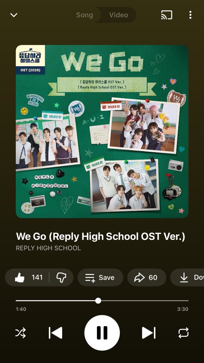 pink hair tweet media