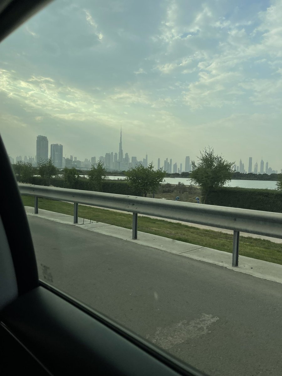 هِـند tweet media