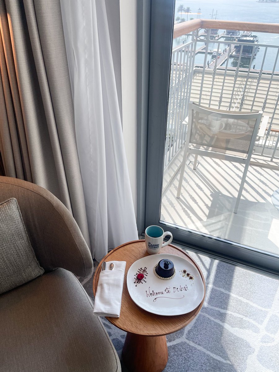 هِـند tweet media