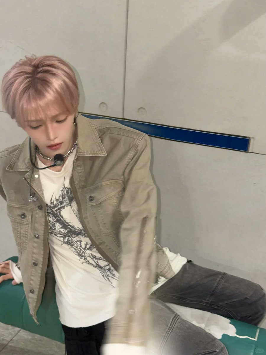 My_Hxneum's tweet photo. 이렇게 핑크퍼컬인애 처음봐,,
머리 눈치껏 핑크색으로 자라셈 https://t.co/nErNygFxLG