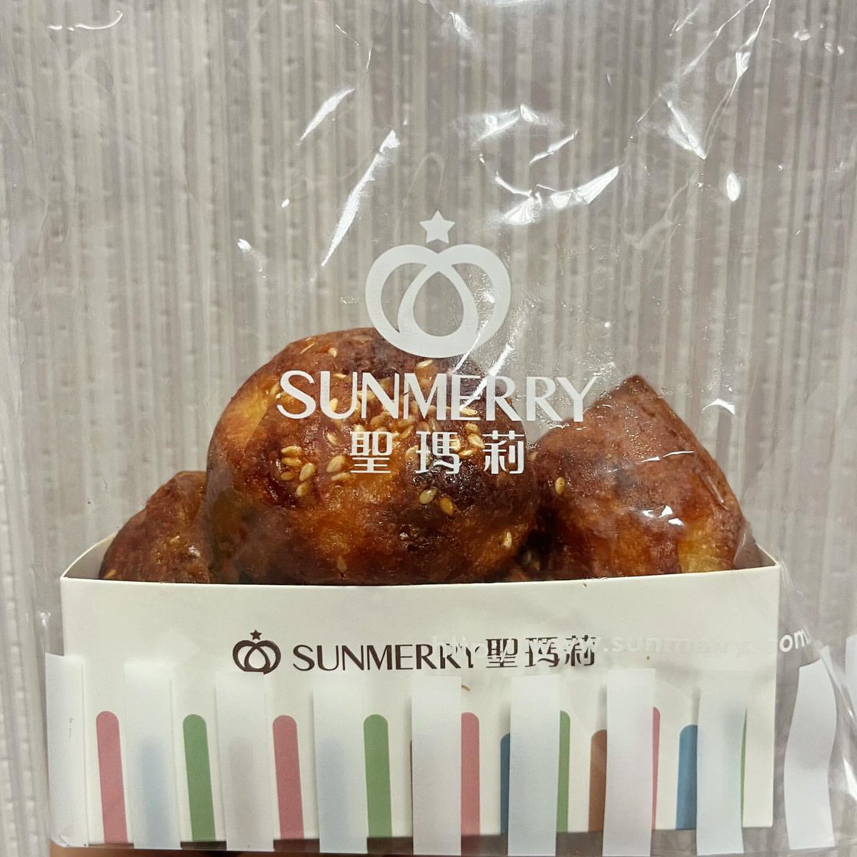 jaehyukmedia's tweet photo. 260410 🥨 Yoon Jaehyuk Food
[ X Post ] 

🍰 SUNMERRY  聖瑪莉
• Cheese Baked Rice Cake

#윤재혁 #트레저
#YOONJAEHYUK #TREASURE https://t.co/sp3aSFnP2T