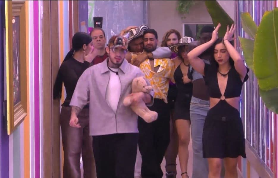 Luis F. Daza tweet media