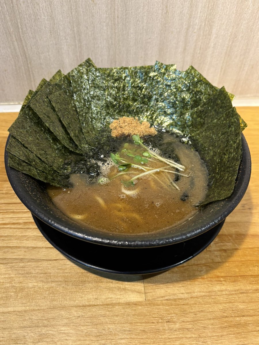 boochan. tweet media