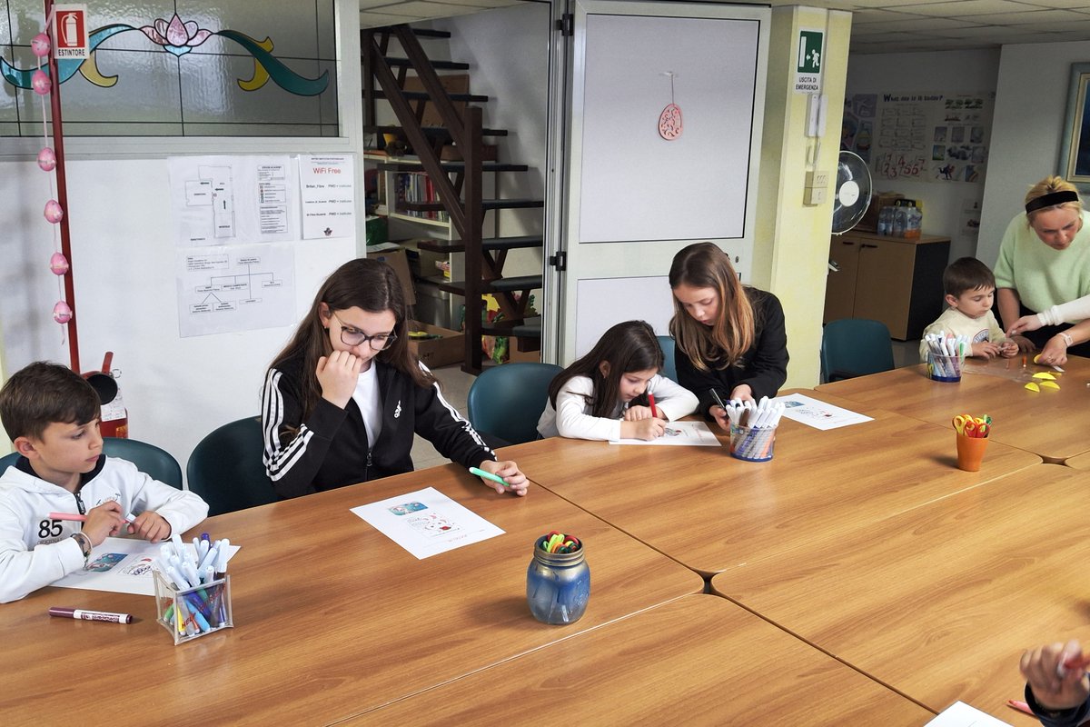 BritishPorto_PN's tweet photo. Ecco finalmente i momenti salienti dei nostri 📷 English Lab di Pasqua!
Nel frattempo stiamo pubblicando tutte le info riguardo i fantastici  📷English Summer Camp 2026 di British Institutes: STAY TUNED!
https://t.co/0dwR74lOKW https://t.co/Scfbwha9Df