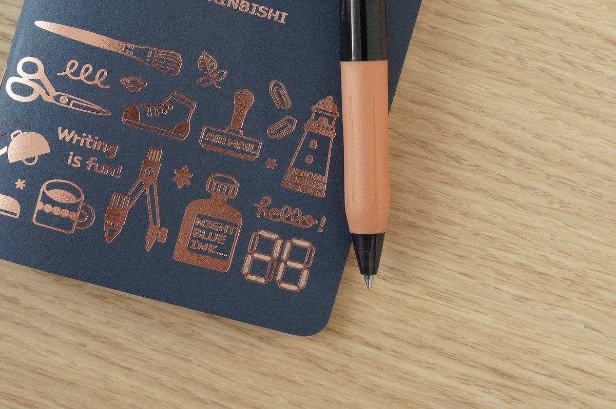 ダイアログノート®︎ページ番号入りの小さな方眼ノート tweet media