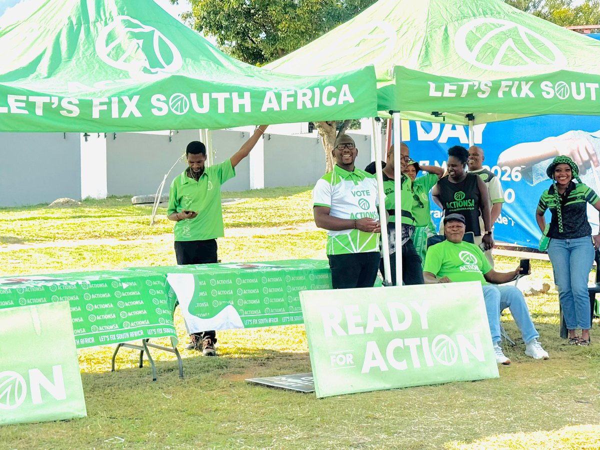 ActionSA_W112's tweet photo. BREAKING:

A flood of people wearing green regalia have been spotted all over Midrand today.

Eye witnesses believe that it is an invasion of @Action4SA members.

We would like to warn the public that these people are very friendly and want to fix everything in their path. https://t.co/Uf8pFI5I1n