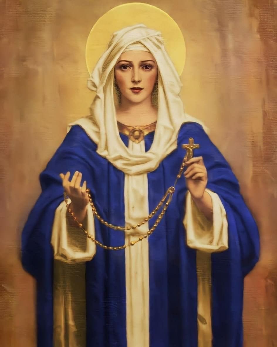 PrayTheRosary's tweet photo. Our Lady of the Rosary, pray for us https://t.co/EjWBPBnmxn